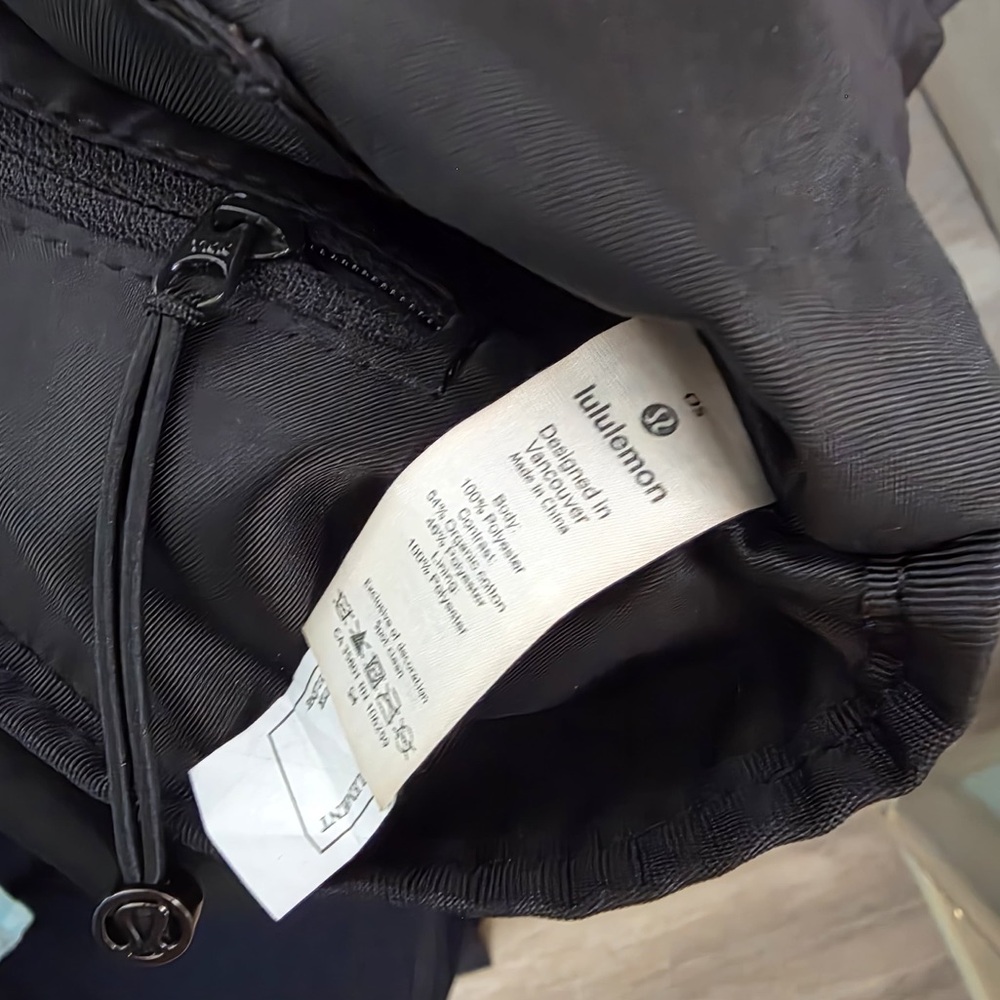 Lululemon•Face Forward Backpack *lululemon x Roksanda•Water Resistant•Black•EUC - Picture 11 of 16
